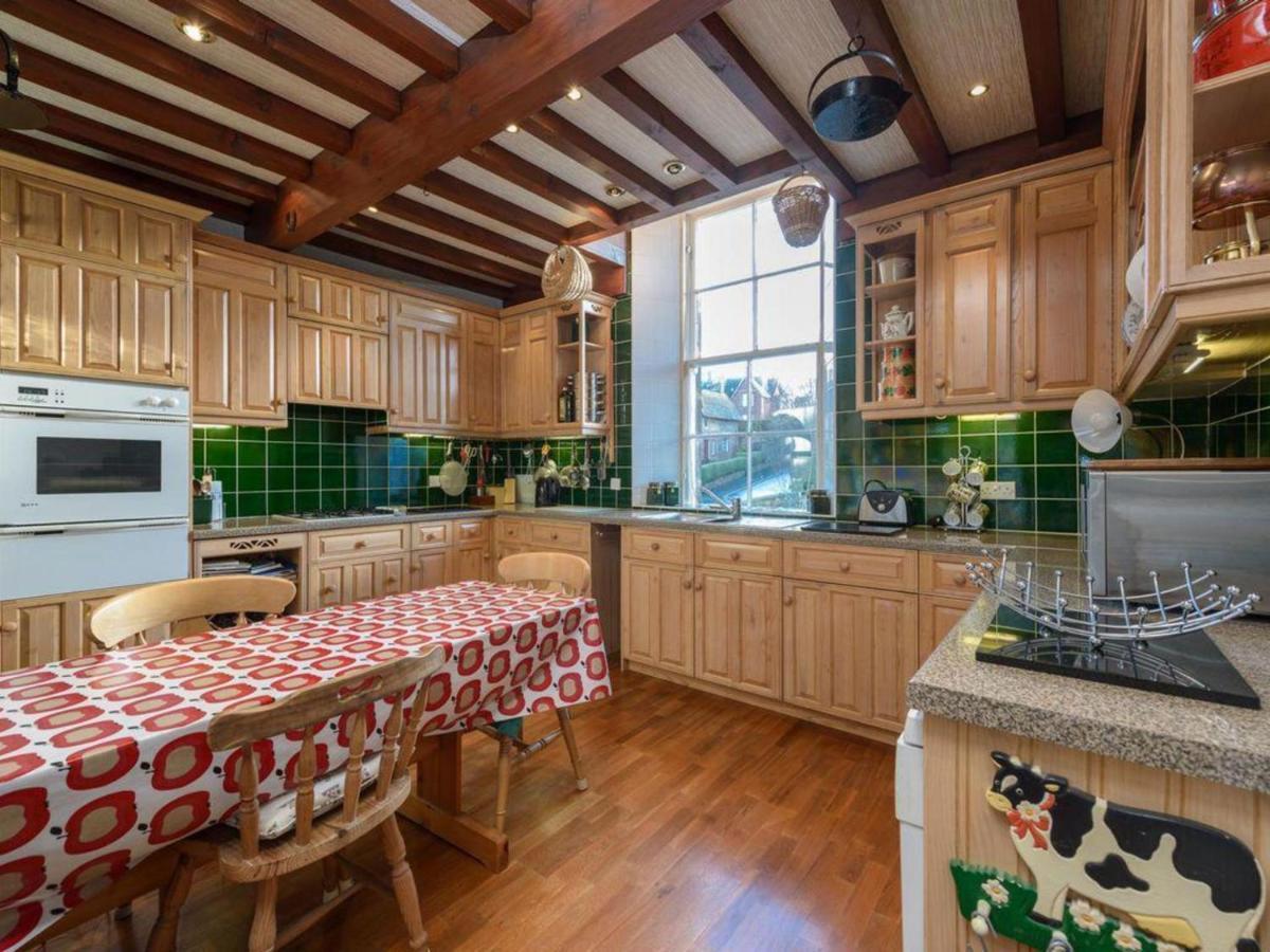 Benholm -Stunning 3-Bed Apartment In ノース・バーウィック エクステリア 写真